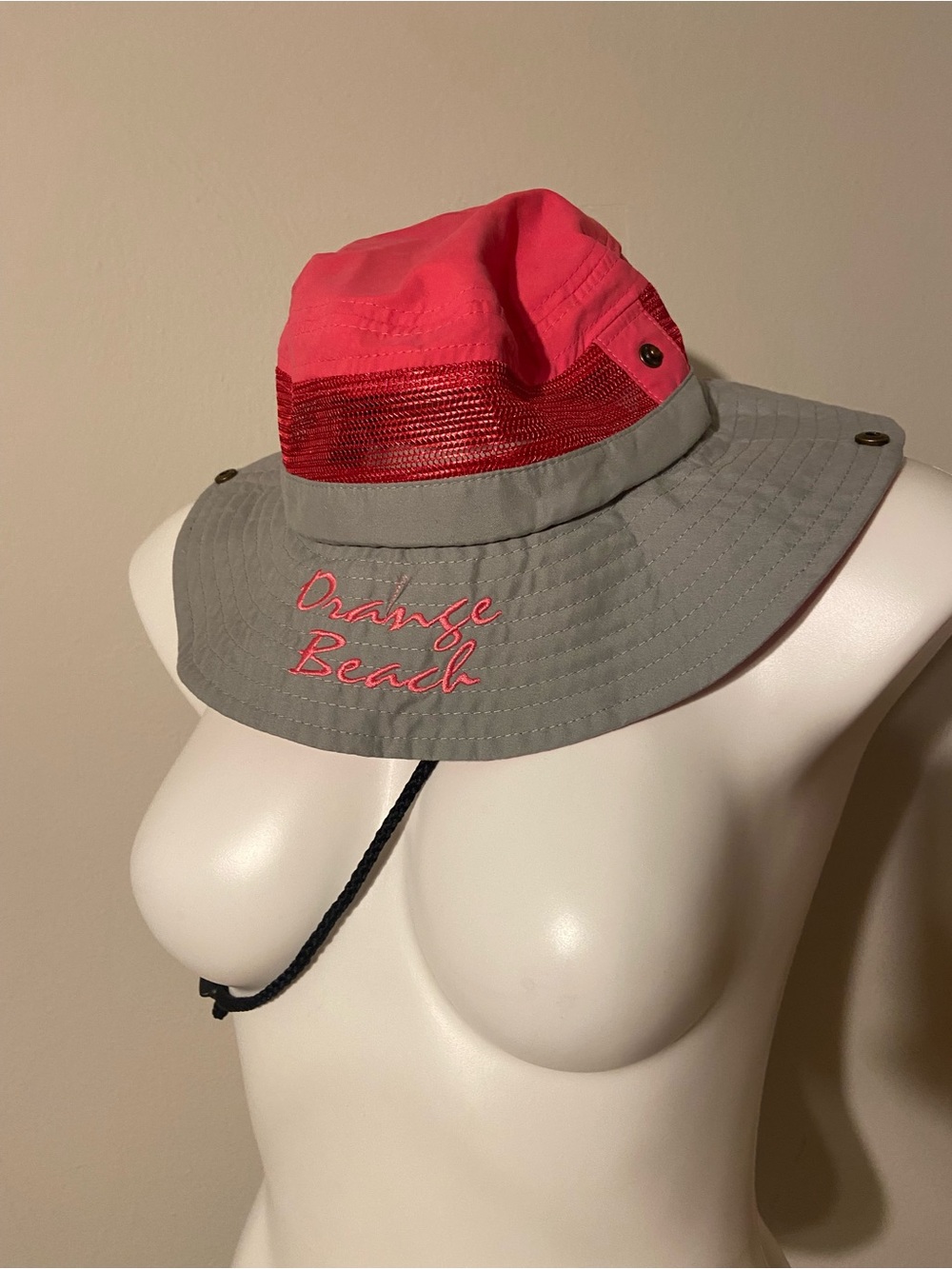 Orange Beach Embroidered Bucket Hat - Pink & Gray